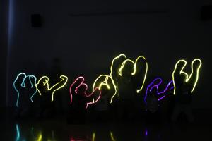 “Argien marrazkilari Bilboko Bizilaben” lightpainting tailerra